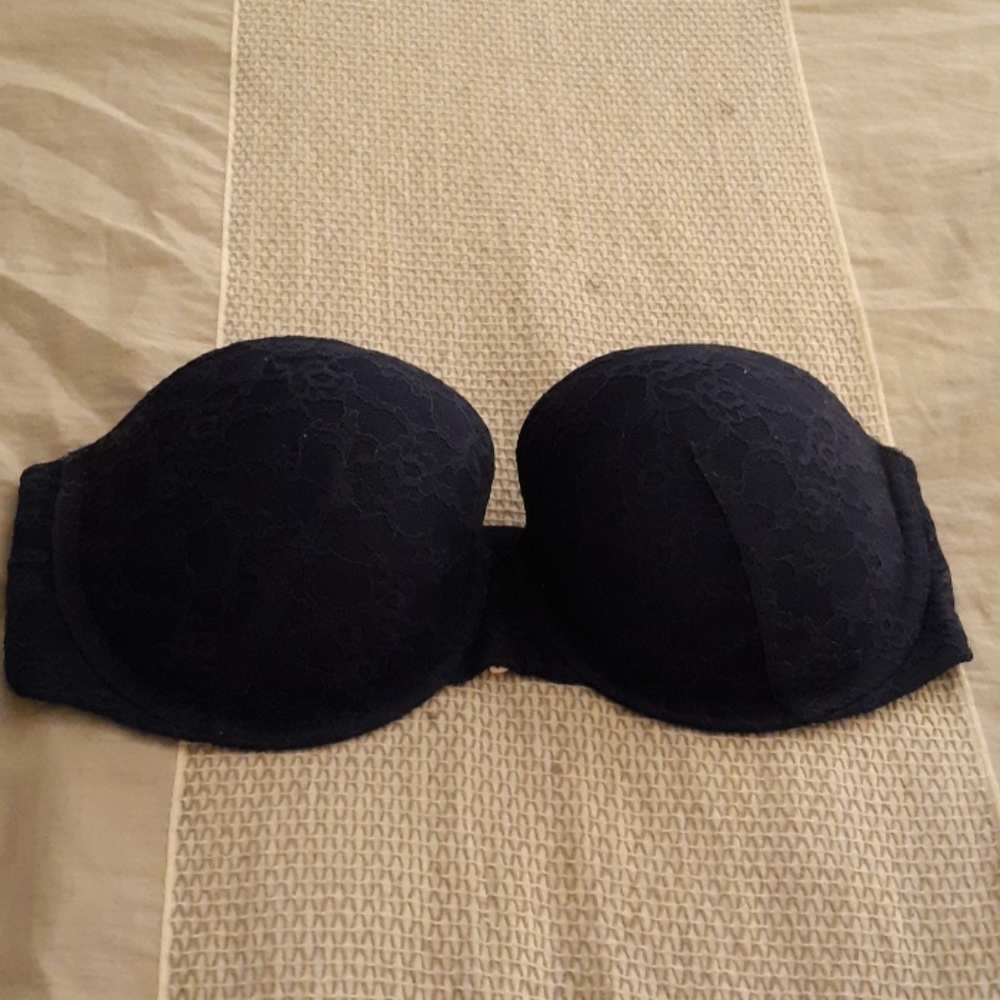 VS strapless bra
